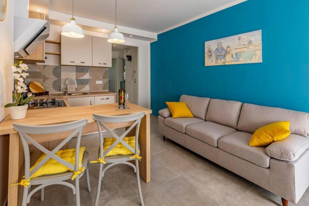 New Two Bedroom Apartment Maloni PUY Eksteriør bilde